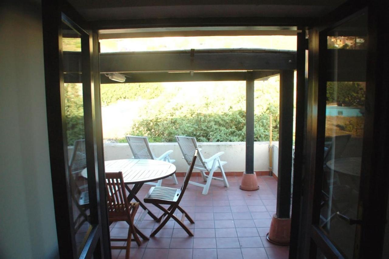 Tresnuraghes Nice Apartments In Waterfront Villa In Bosa Porto Alabe מראה חיצוני תמונה